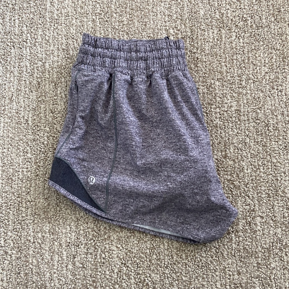 Grey Lulu lemon shorts 2.5 inseam
